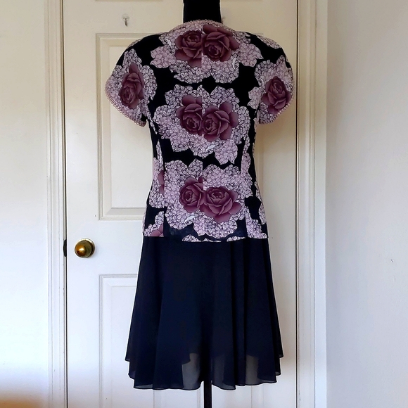 NWOT. Short Sleeve Button Down Floral Blouse and Fully Lined Skirt Set. - Picture 2 of 8